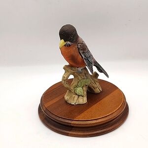 Vintage Lefton China Robin Hand Painted on Wood Stand